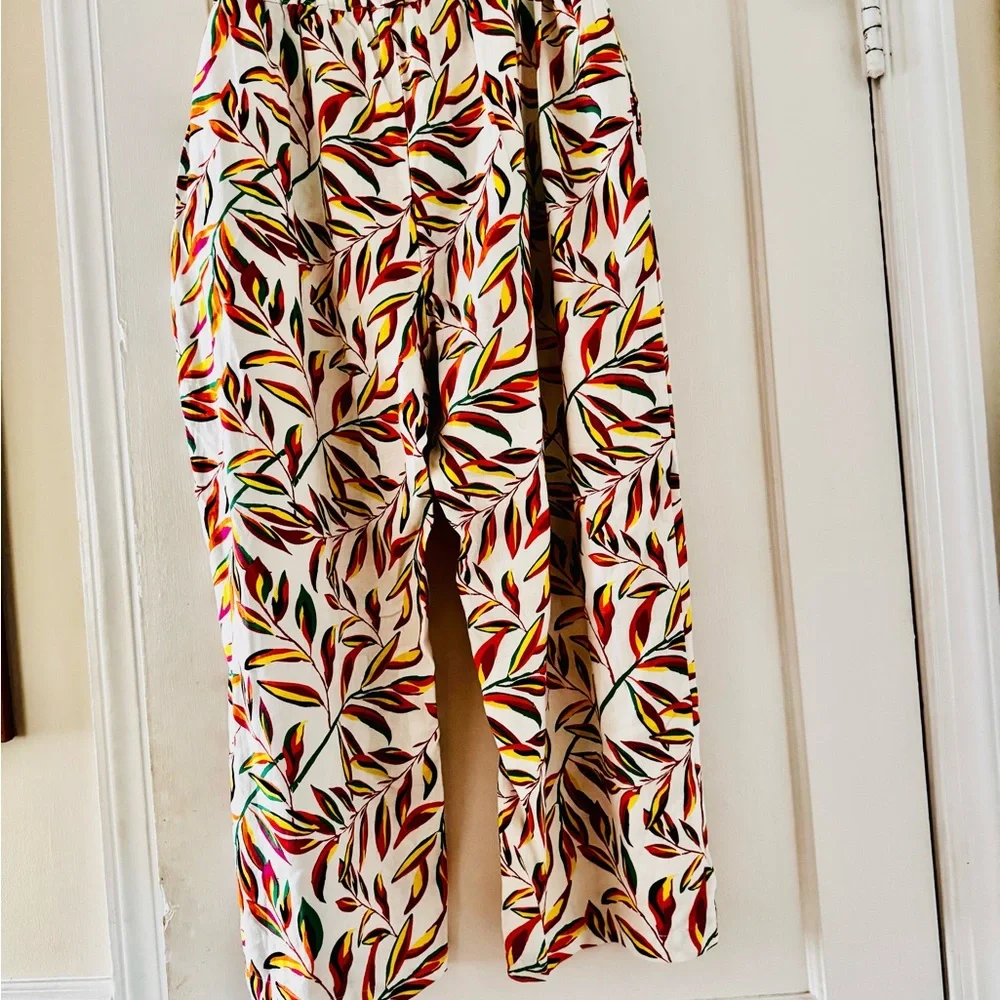 Calligraphie Leaf Print wiWooden Beads Pants - Picture 2 of 12